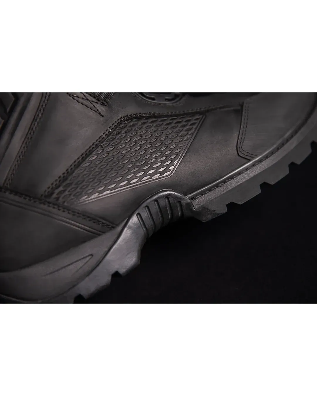 Мото боти ICON STORMHAWK BLACK