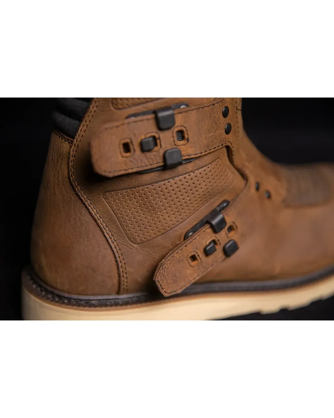 Мото ботуши ICON ELSINORE2 - BROWN