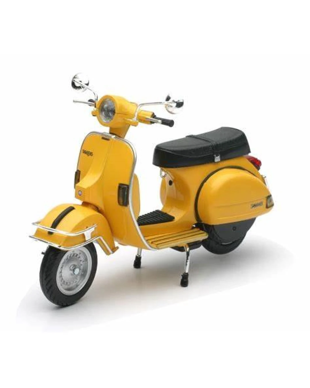 Мотопед играчка Vespa 1978 P200E 1:12 YELLOW