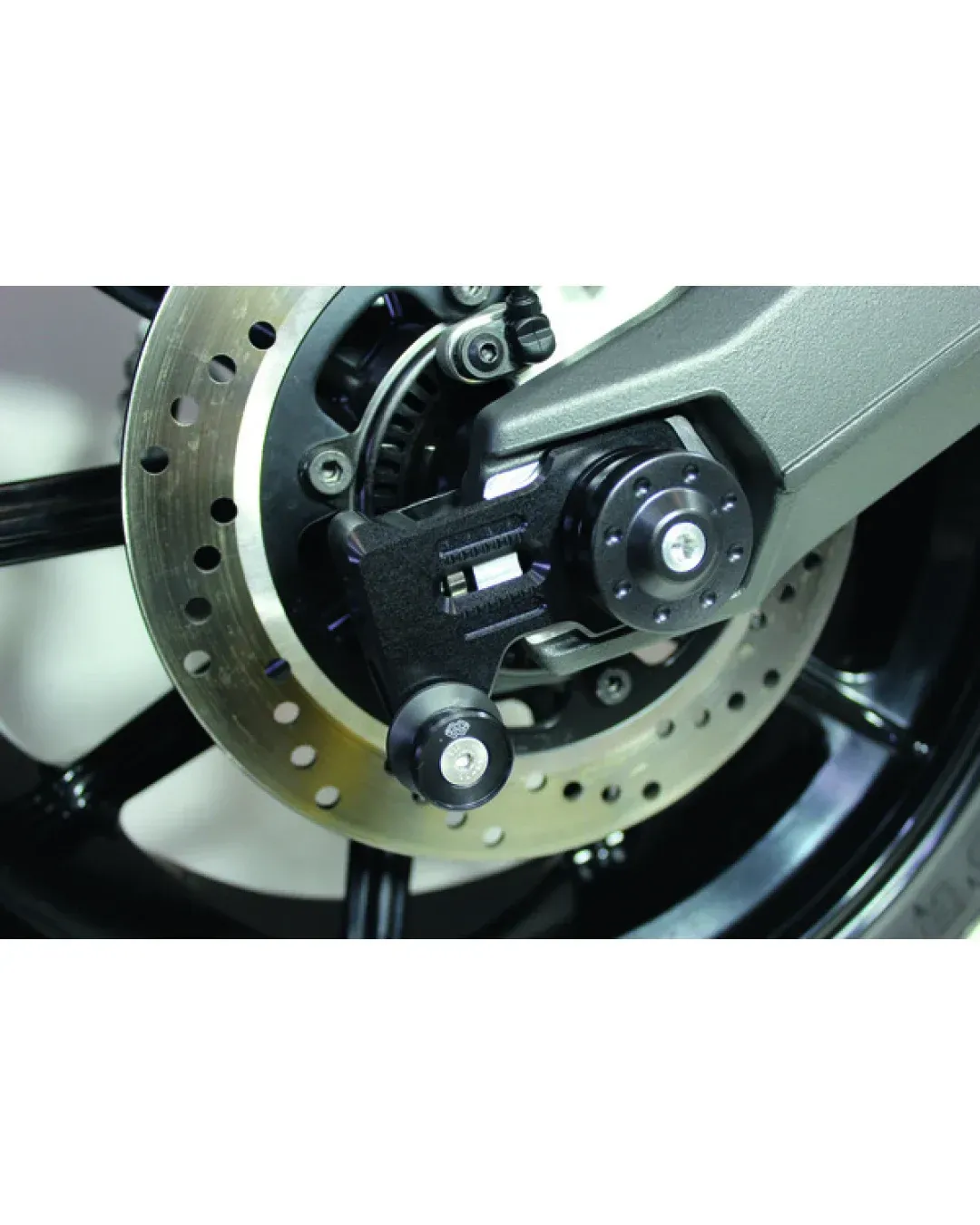 Обтегач верига GILLES CHAIN ADJUSTER AXB BK SCRAMBLER 1100 ABS 24