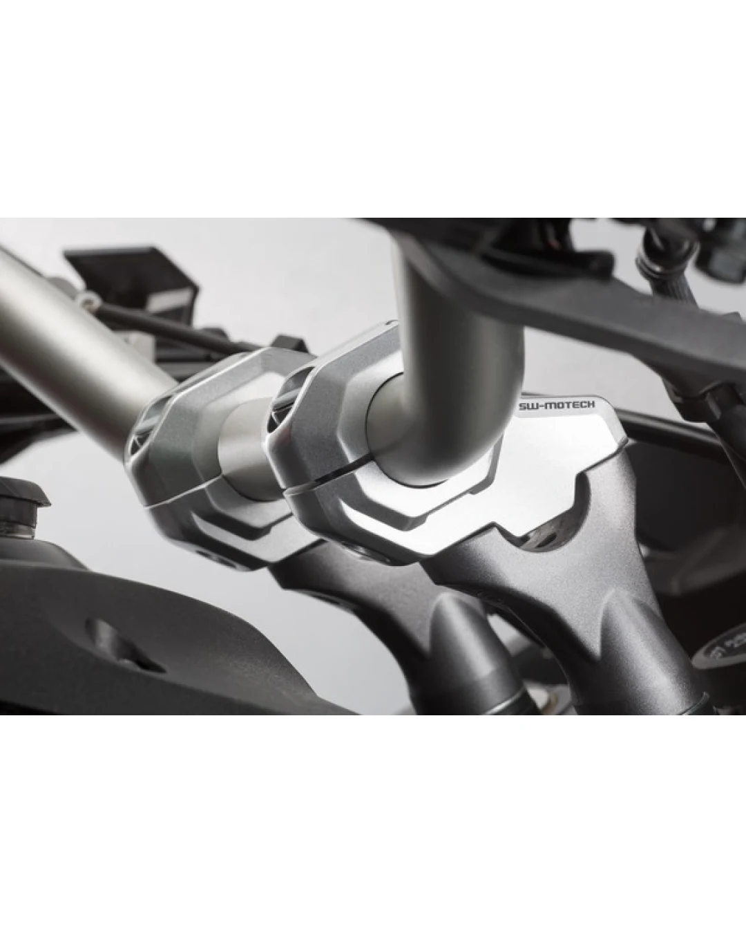 Повдигачи за кормило SW-MOTECH BAR BACK Risers 28MM