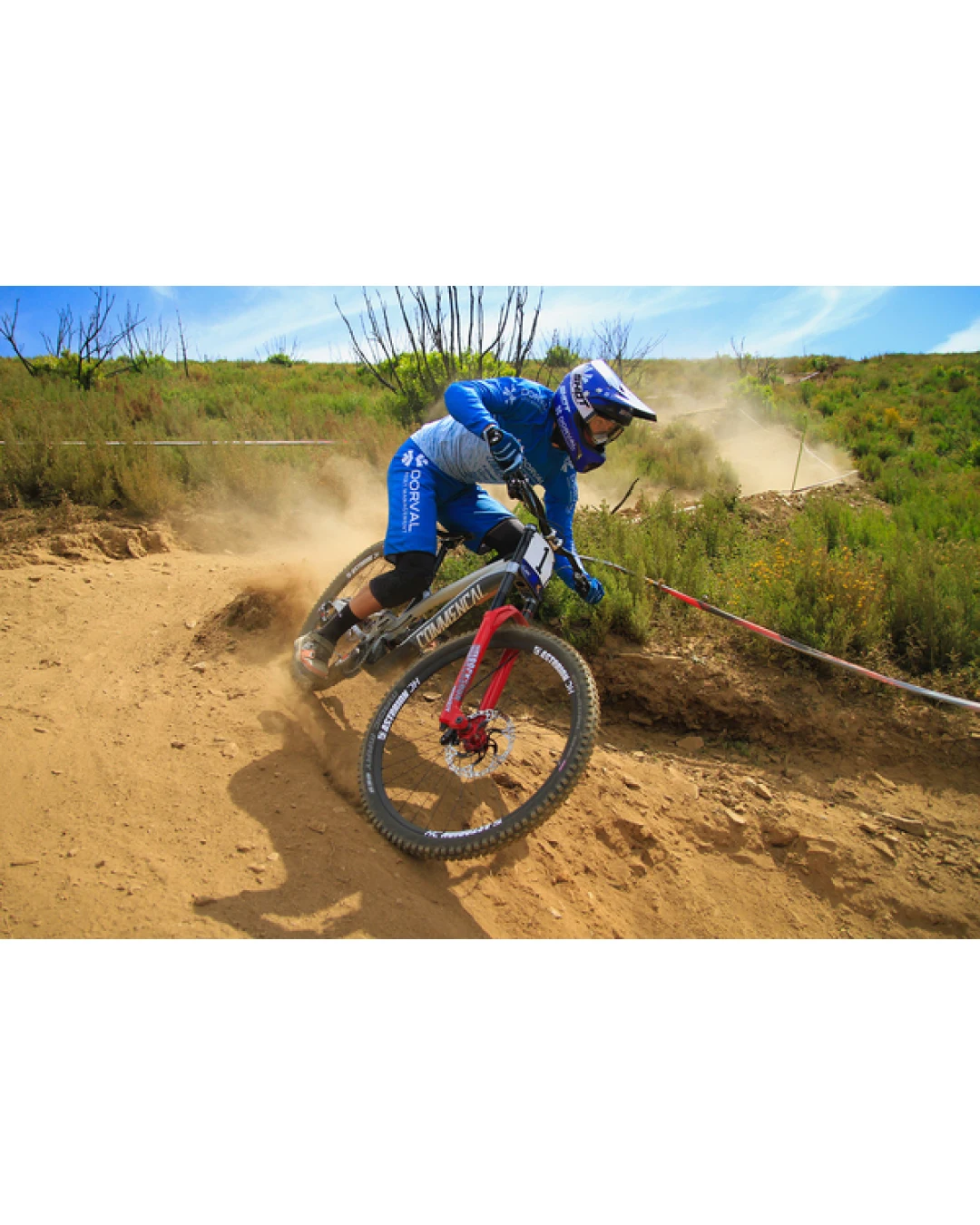 Преден спирачен диск MTB DB003W