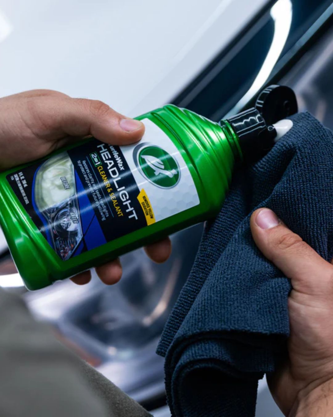 Препарат за фарове Turtle Wax Headlight Cleaner & Sealant 300 мл