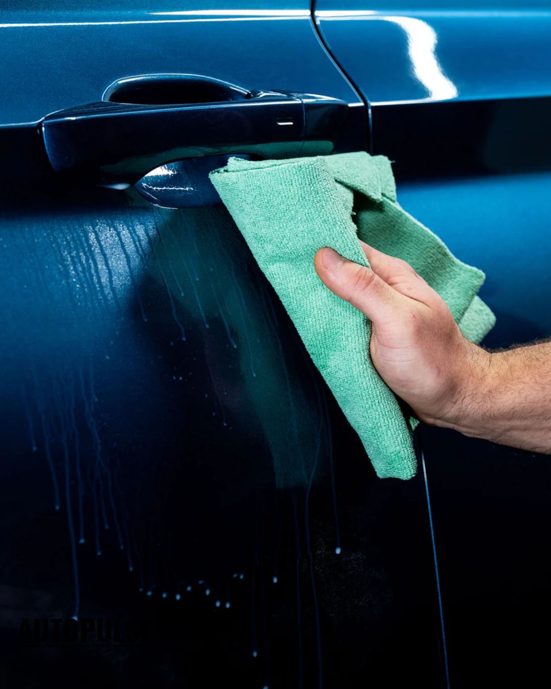 Препарат за Сухо Измиване и Полиране Turtle Wax Hybrid Waterless Wash Wax 750ml