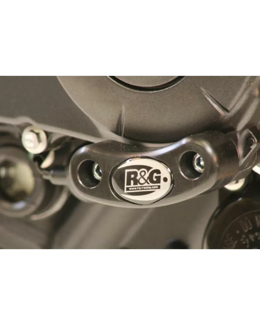 Протектор за двигател R&G Racing right engine case Slider Honda CB1000R 08-15