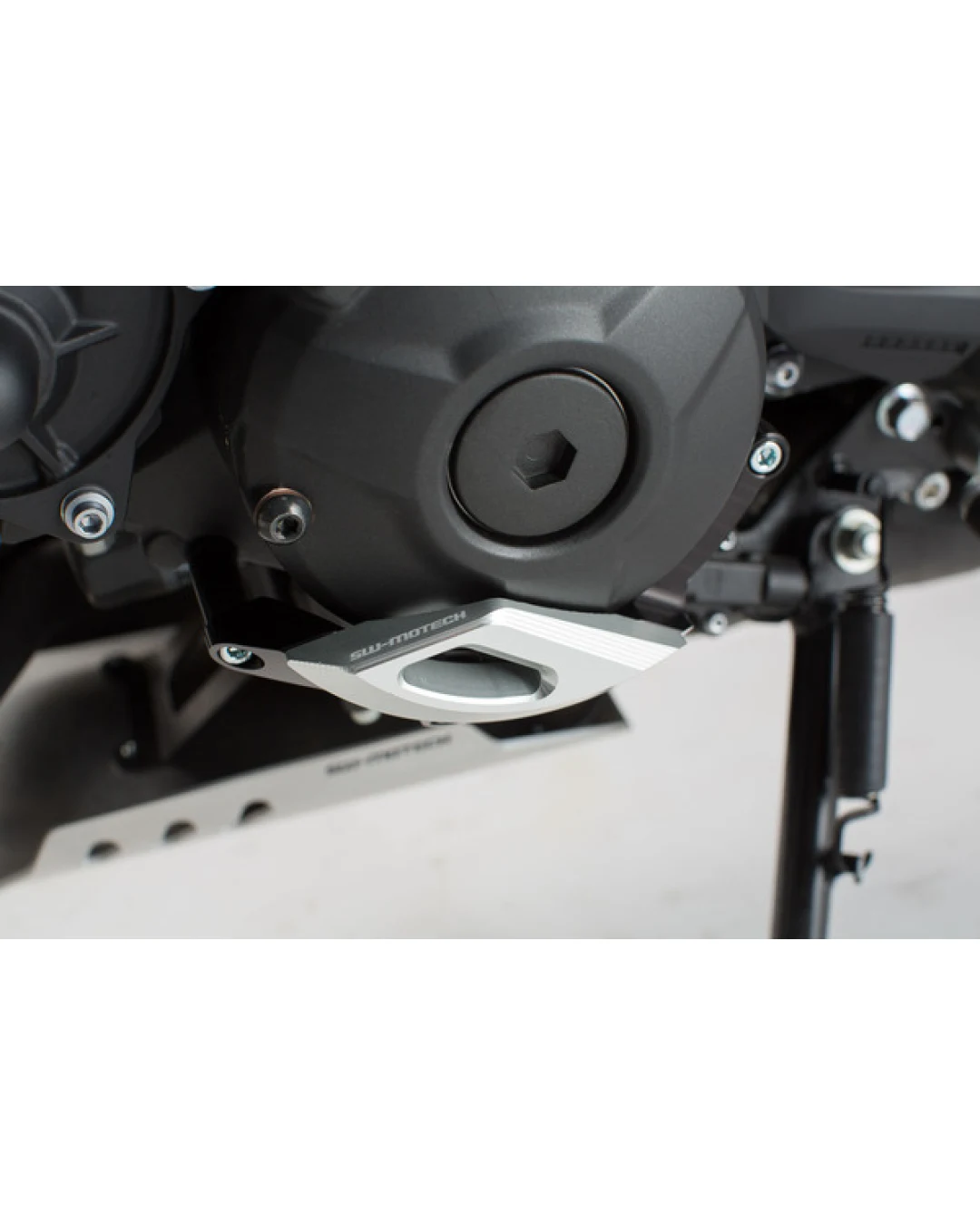 Протектор за двигател SW-MOTECH ENGINE CASE PROTECTOR FJ-09 850 ABS