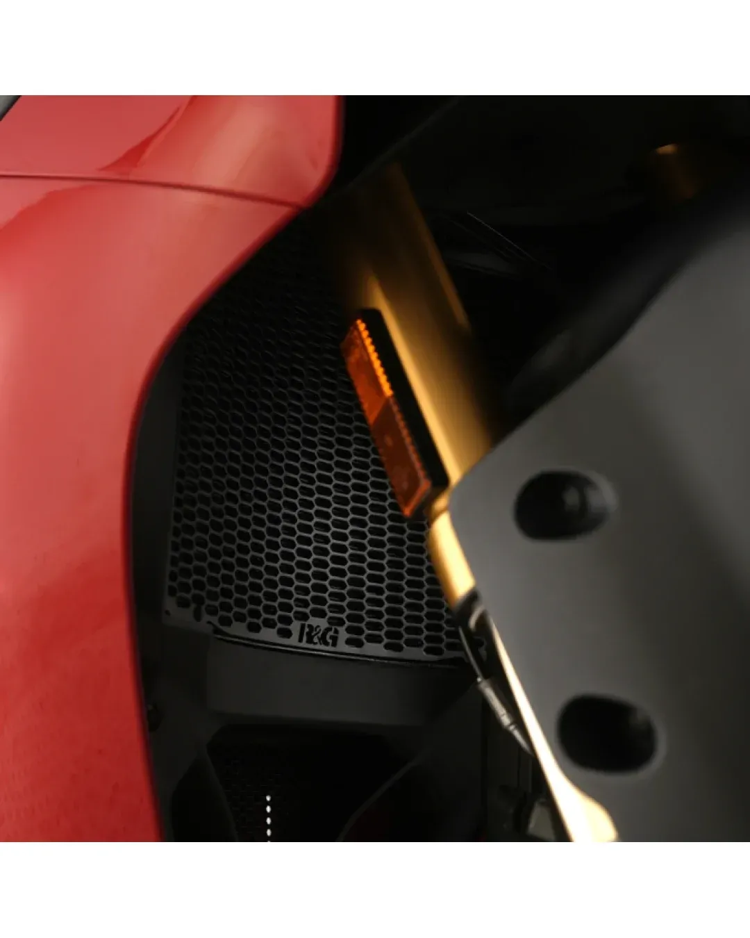 Протектор за радиатор R&G Pro Radiator Guard Ducati Panigale V2 25-26