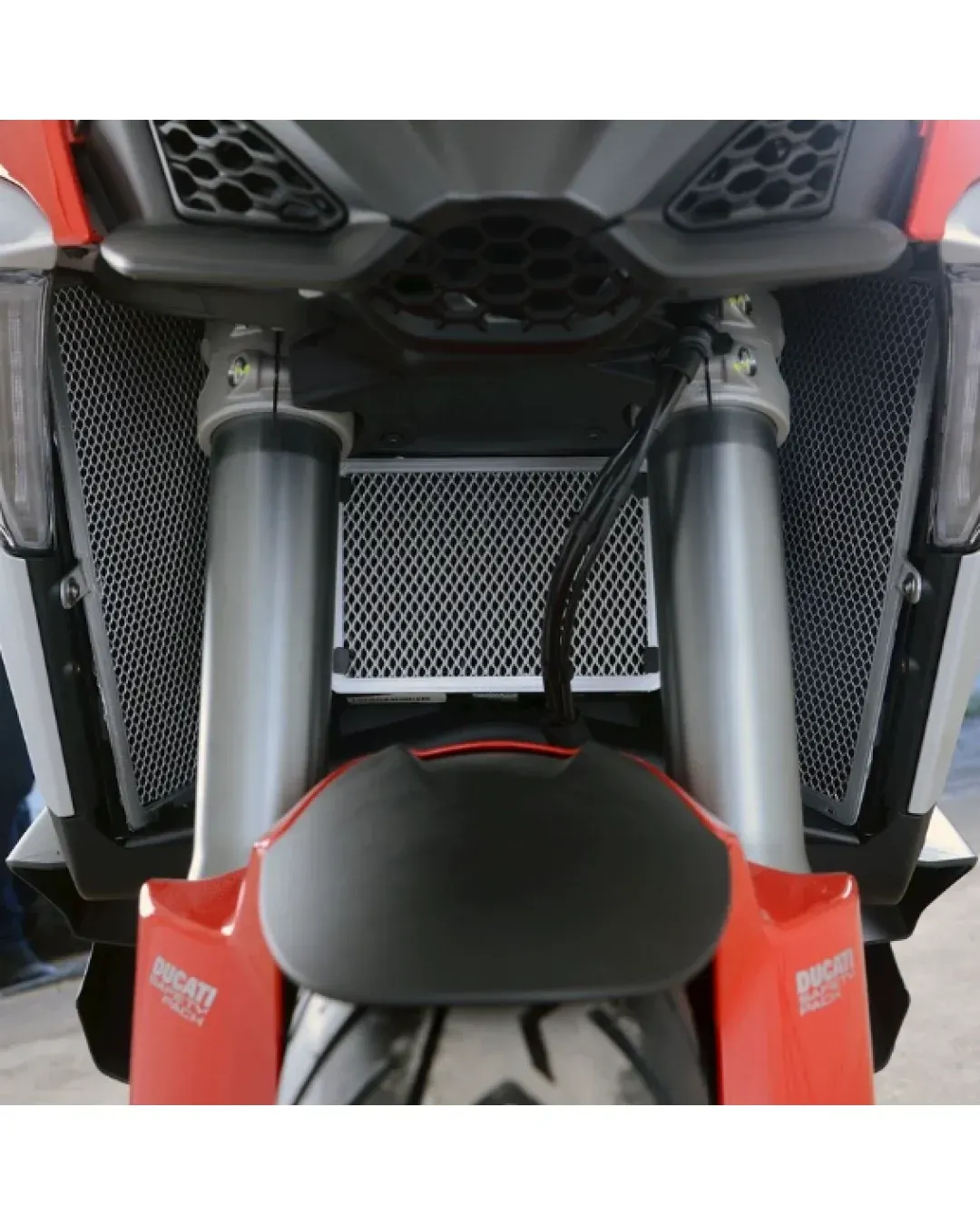 Протектор за радиатор R&G RACING Radiator Guard Red - Ducati Multistrada V4S
