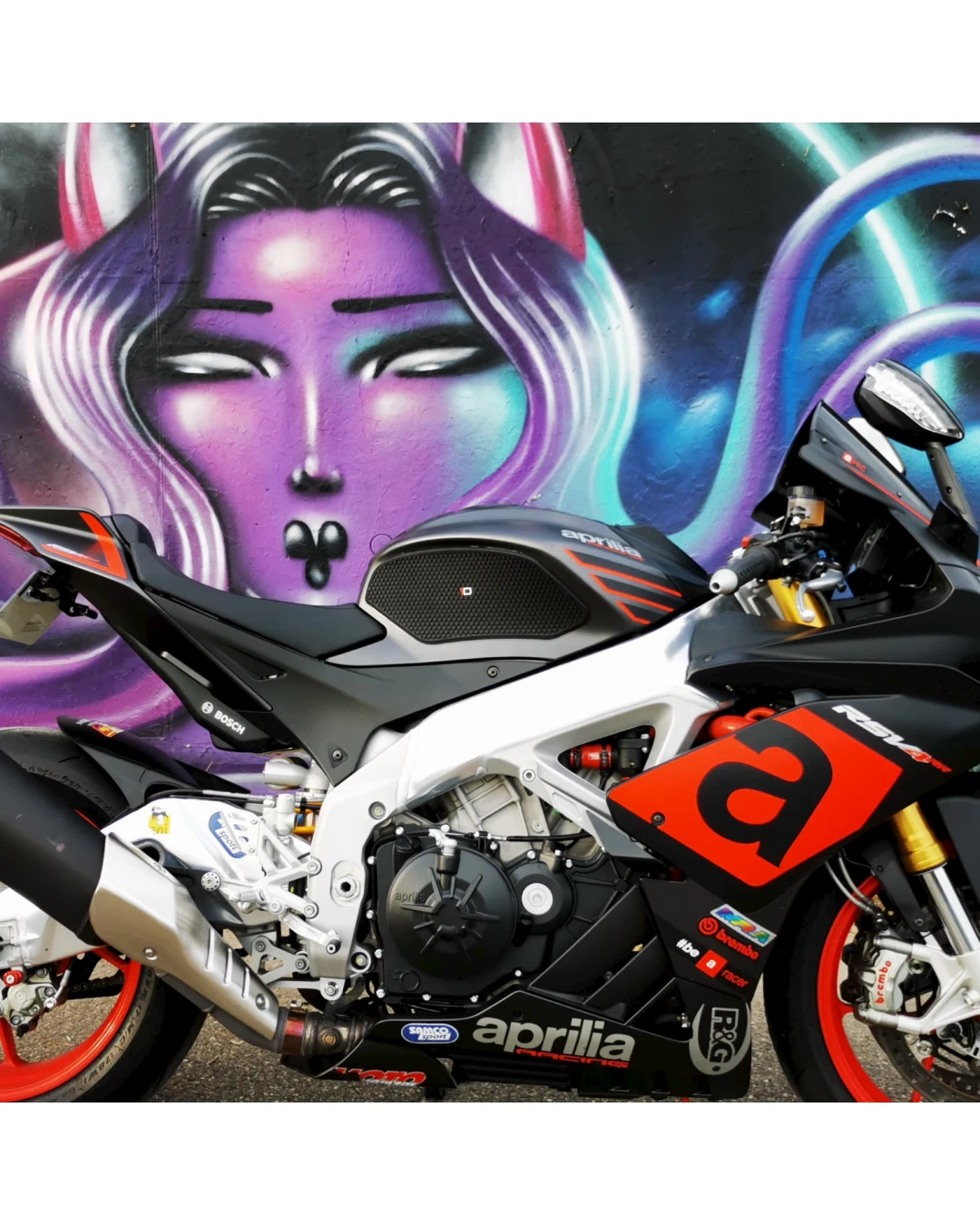 Протектор за резервоар APRILIA RSV4 / TUONO 1100 18-20