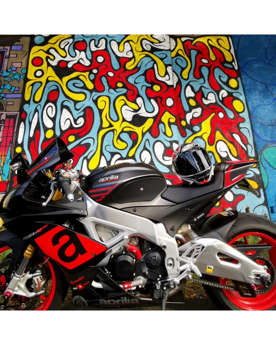 Протектор за резервоар APRILIA RSV4 / TUONO 1100 18-20