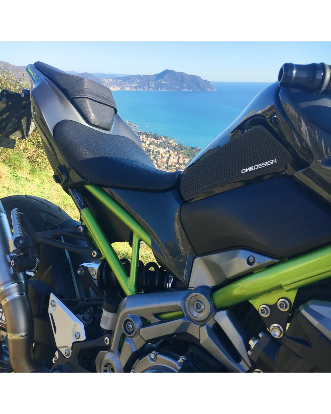 Протектор за резервоар Kawasaki HDR263/PR3534