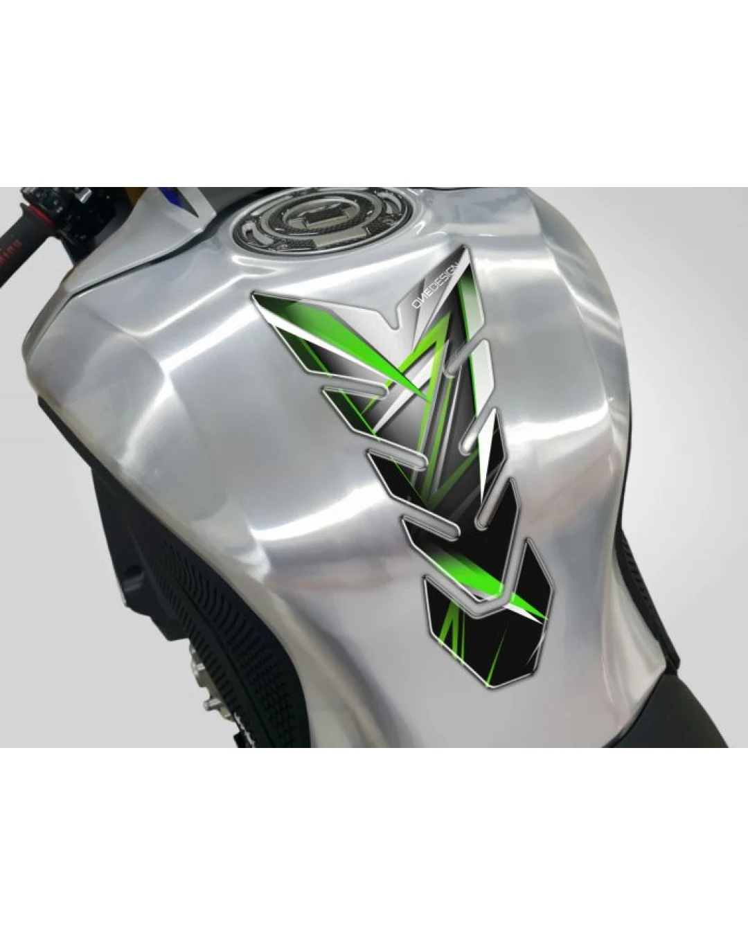 Протектор за резервоар ONEDESIGN CGBE19P/PR3489