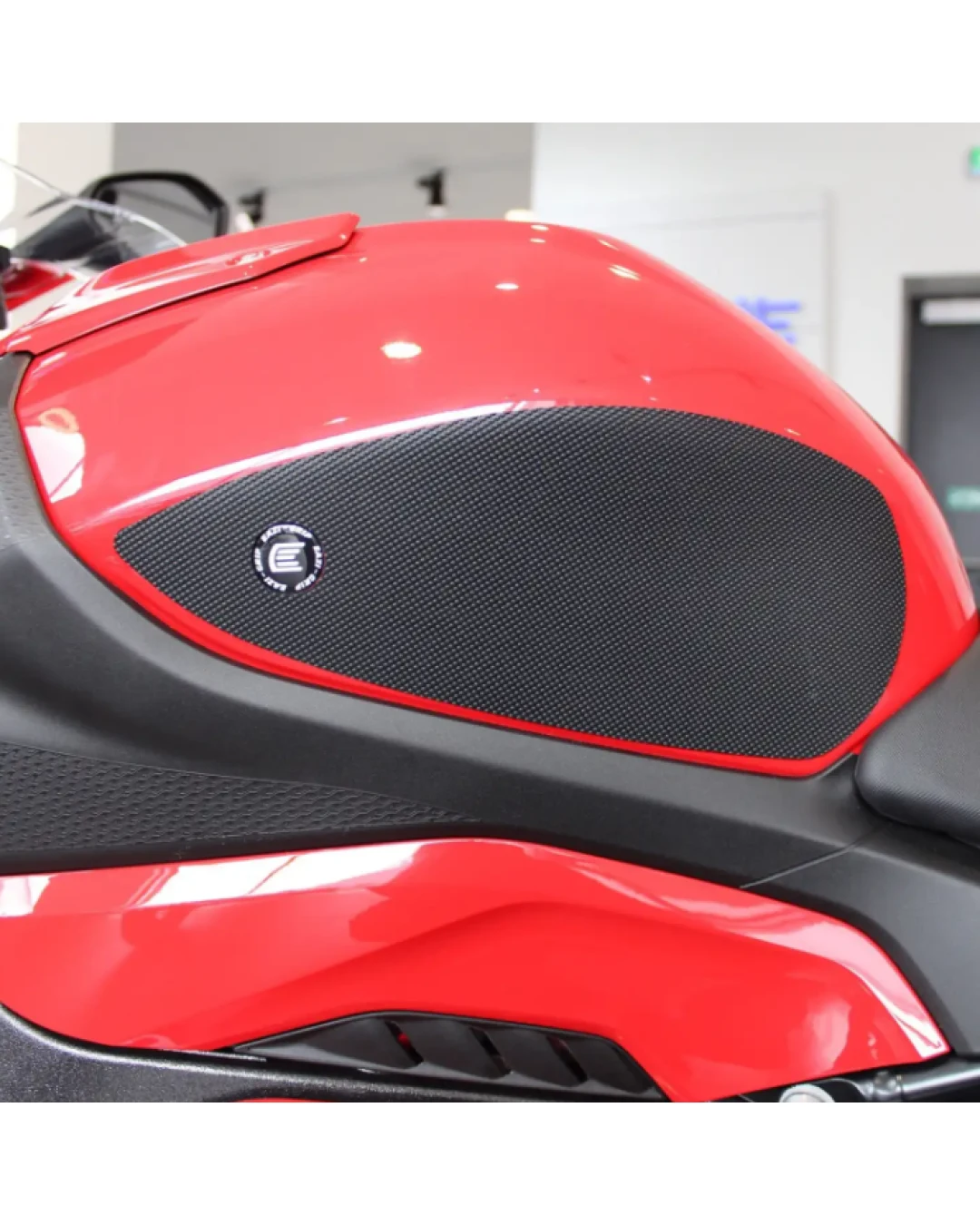 Протектор за резервоар R&G RACING Eazi-Grip Evo Tank Traction Pads Set - Black BMW S1000RR 19-25