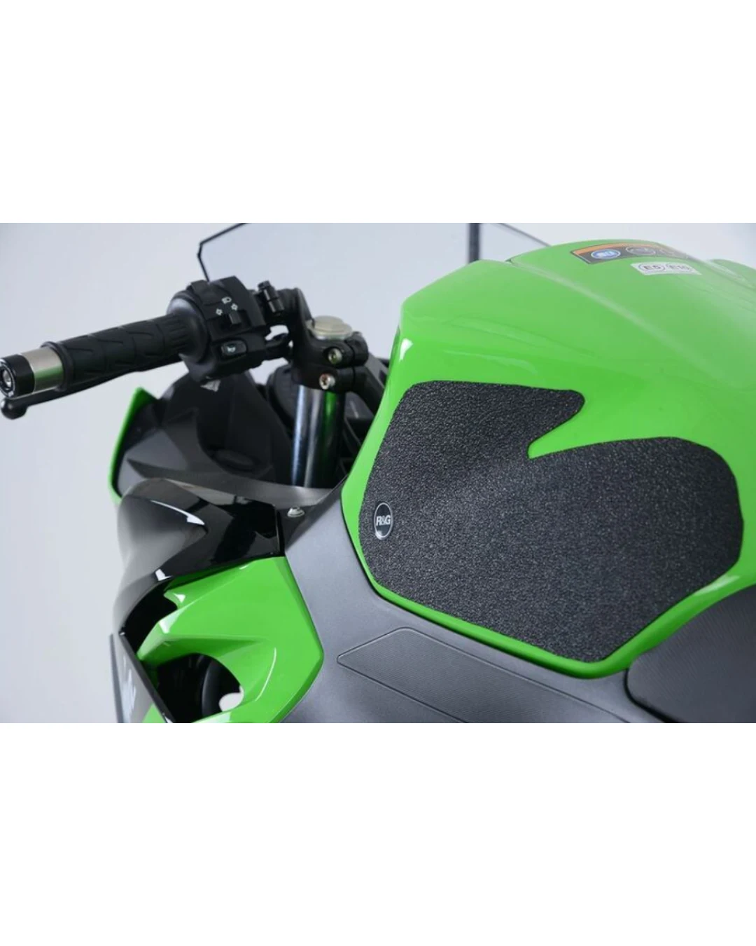 Протектор за резервоар R&G RACING Tank Traction Pad 2 Pieces Clear Kawasaki Ninja 400