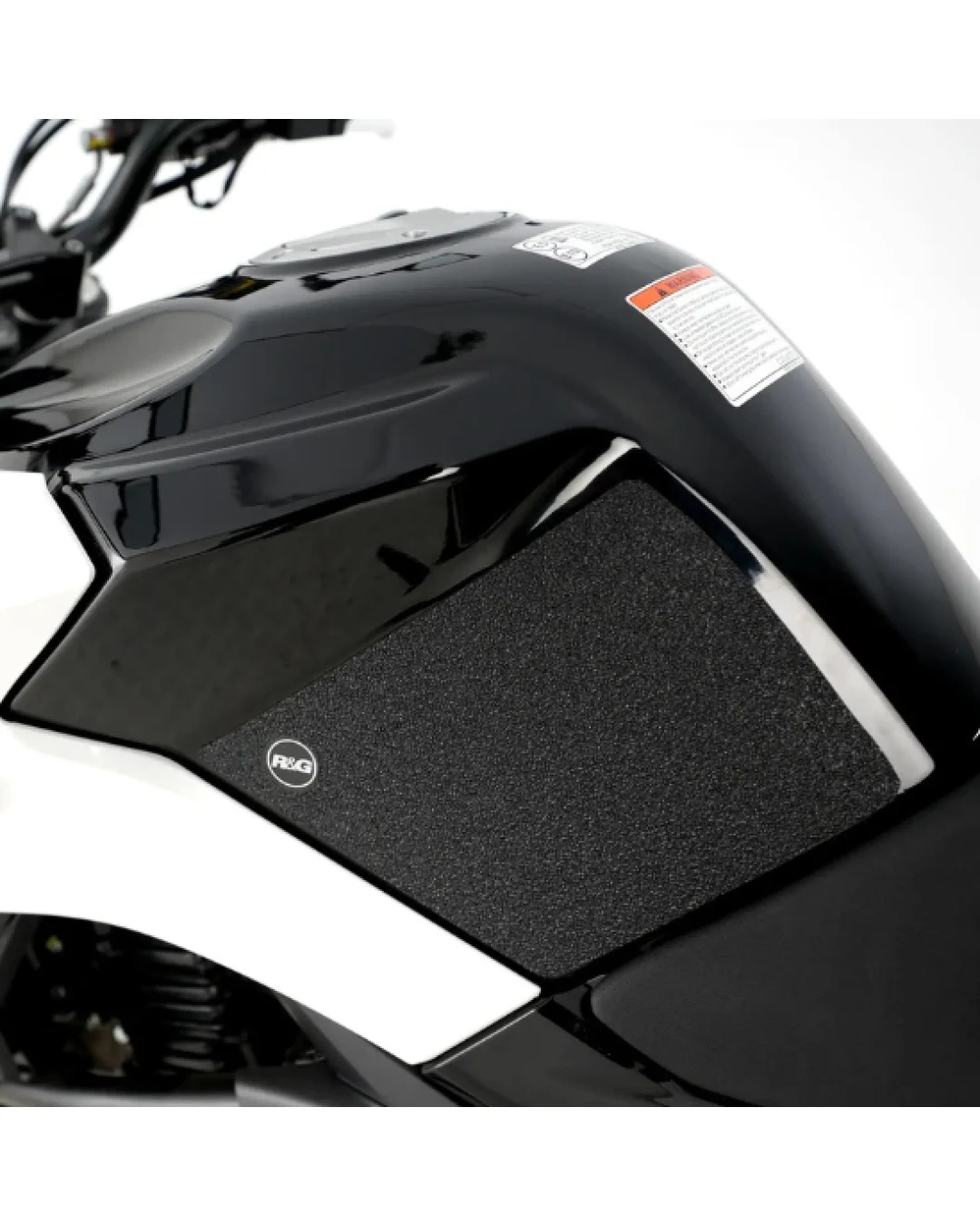Протектор за резервоар R&G RACING Tank Traction Pads (Set 2 Pieces) - Black CFMOTO 650NK 22-24