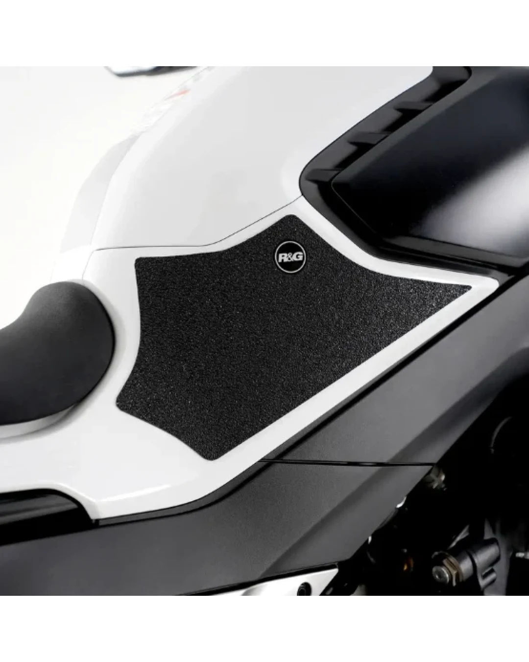 Протектор за резервоар R&G RACING Tank Traction Pads (Set 2 Pieces) - Clear CFMOTO 800NK SPORT 23-25 / ADVANCED 23-24