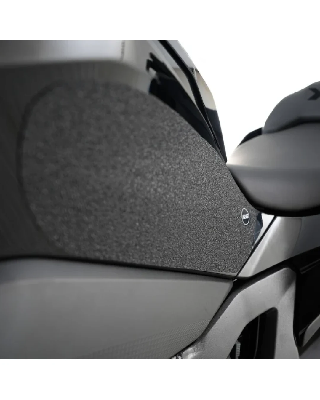 Протектор за резервоар R&G RACING Tank Traction Pads Set - CLEAR BMW S1000XR 24-25