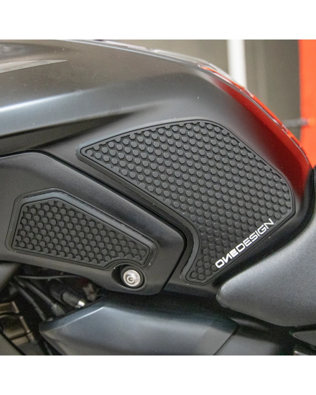 Протектор за резервоар YAMAHA MT-07 2018-2020г. BLACK
