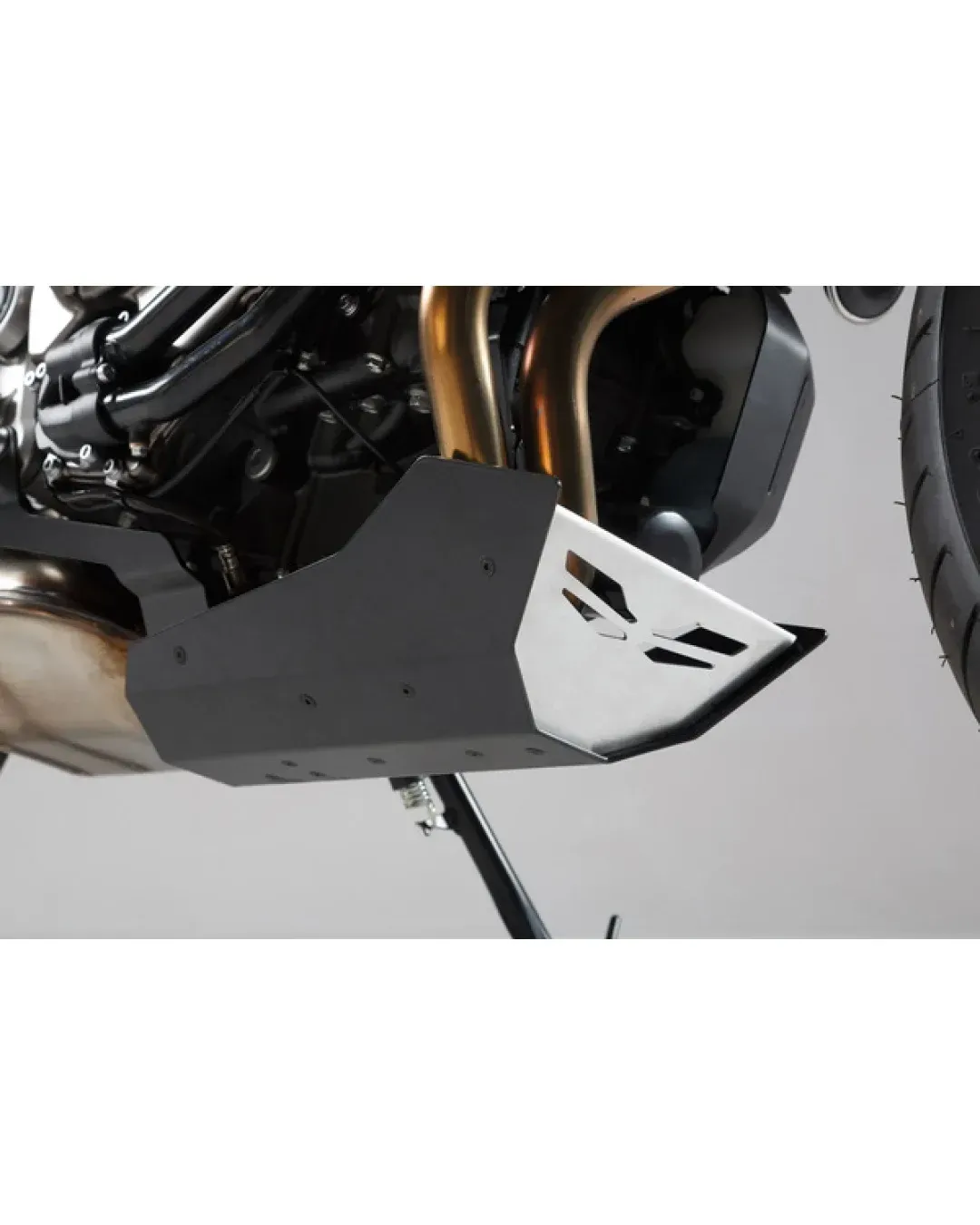 Протекторна тава за двигател SW-MOTECH FRONT SPOILER MT-07 16