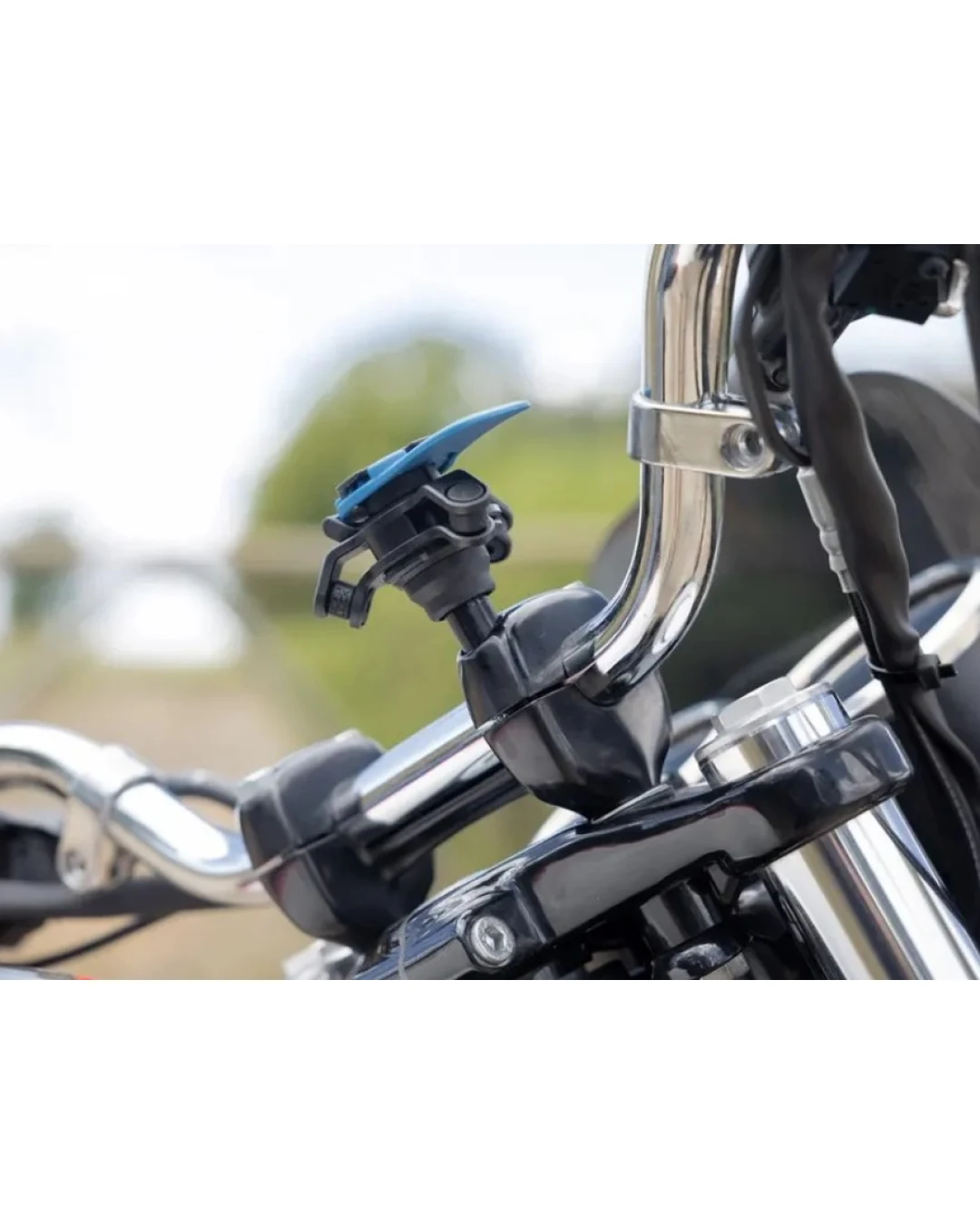QUAD LOCK 360 Base Single Bolt - M8