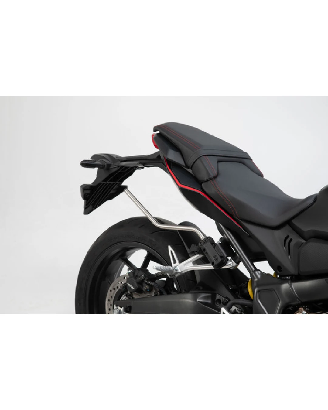 Разделител за чанти SW-MOTECH PANNIER SPACER BLAZE CB 650 R 19