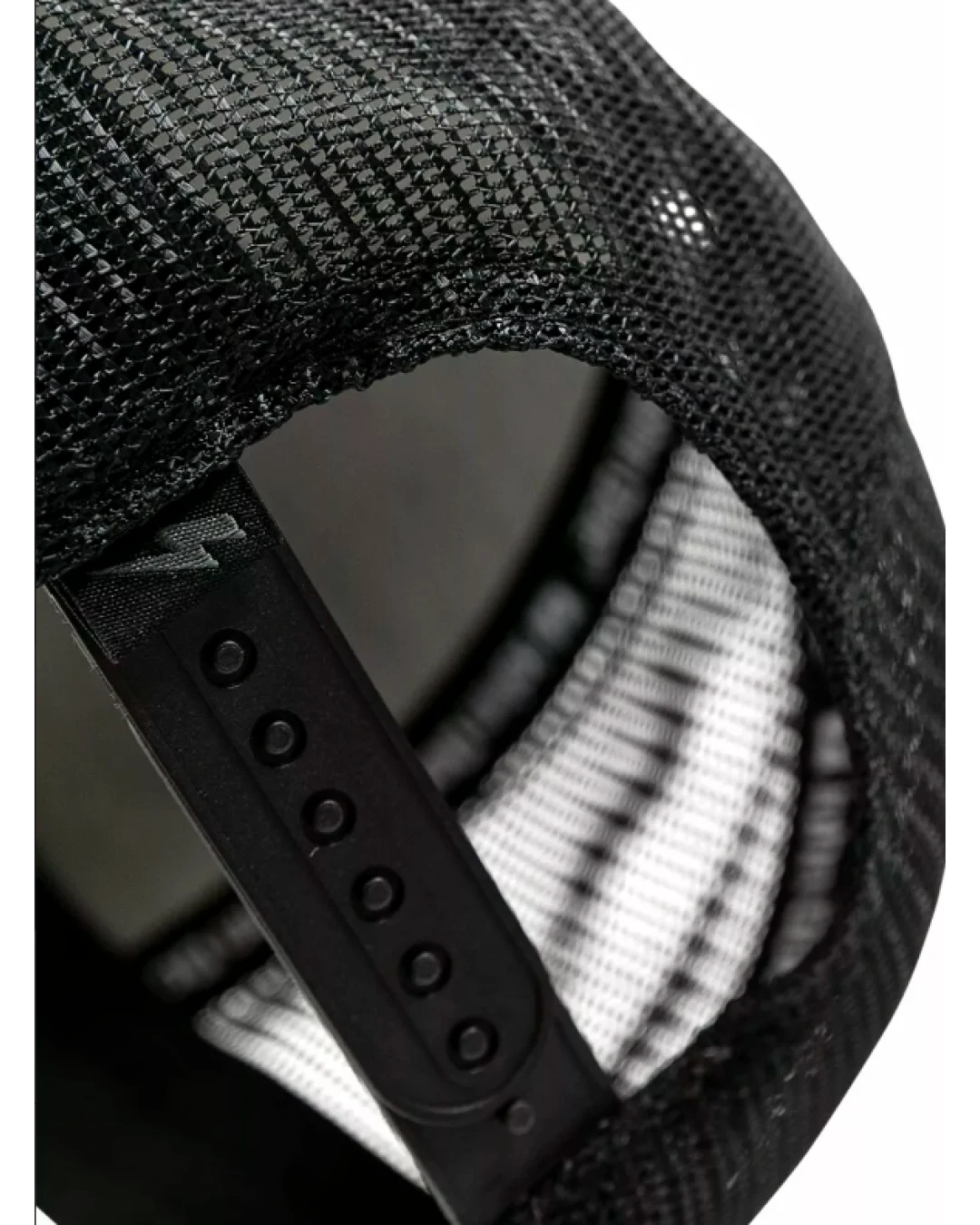 Шапка JOHN DOE TRUCKER FLASH BLACK