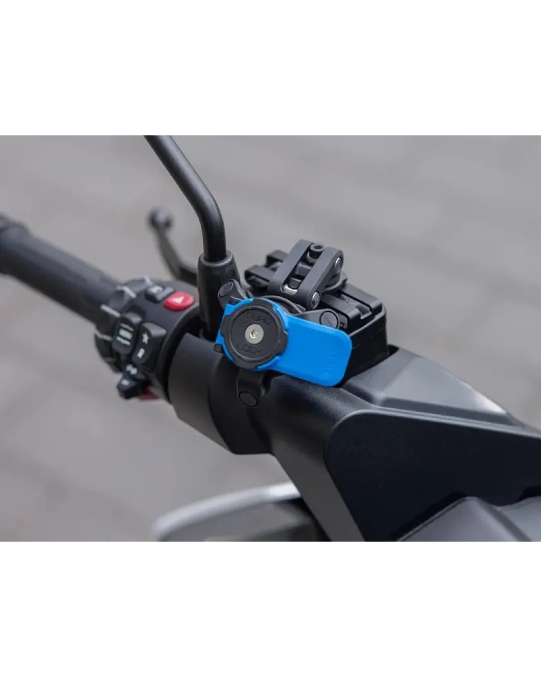 Система за монтаж QUAD LOCK Brake Reservoir Phone Mount V2