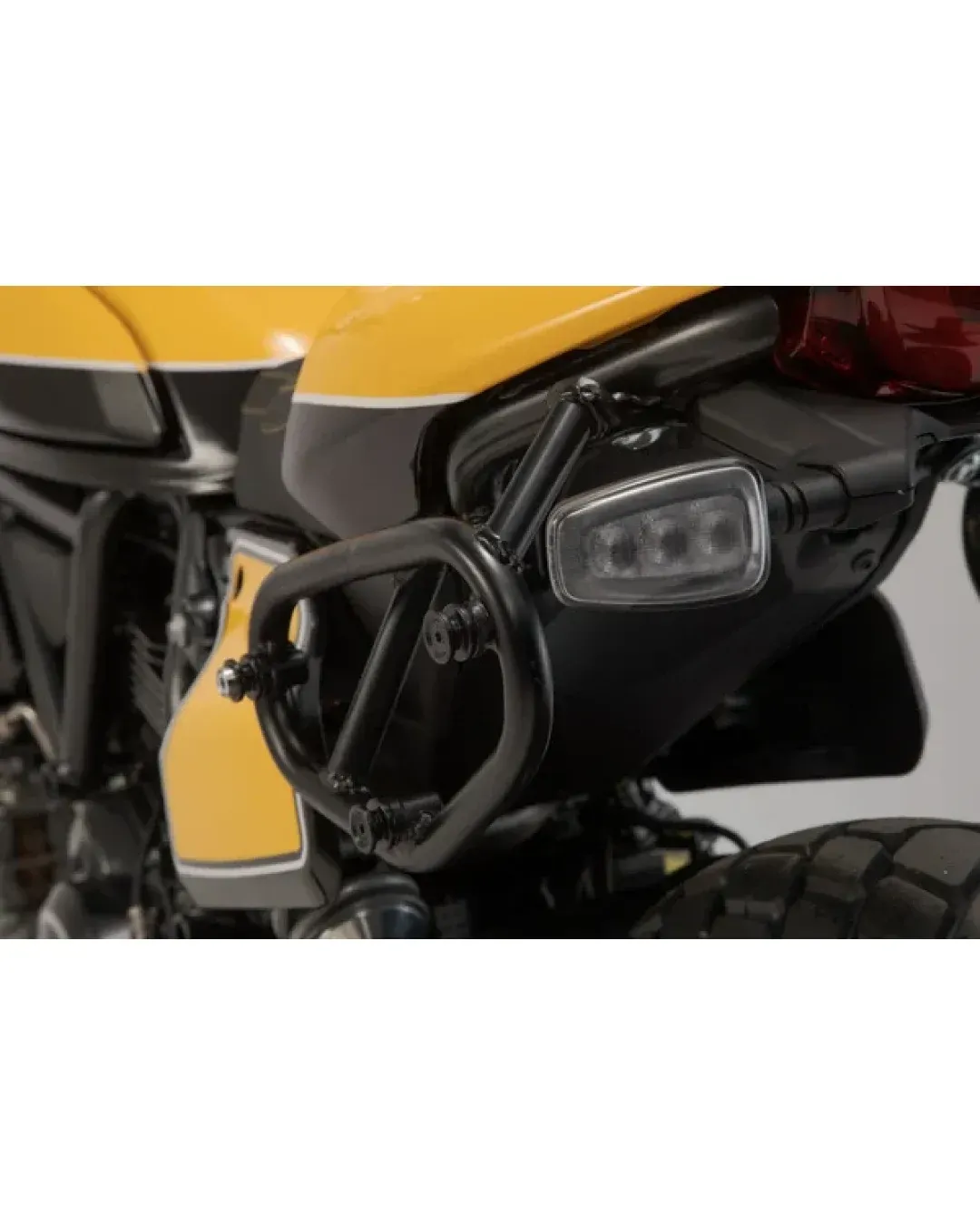 Стойка за куфар SW-MOTECH SIDE CARRIER SLC L SCRAMBLER 803 ABS 23