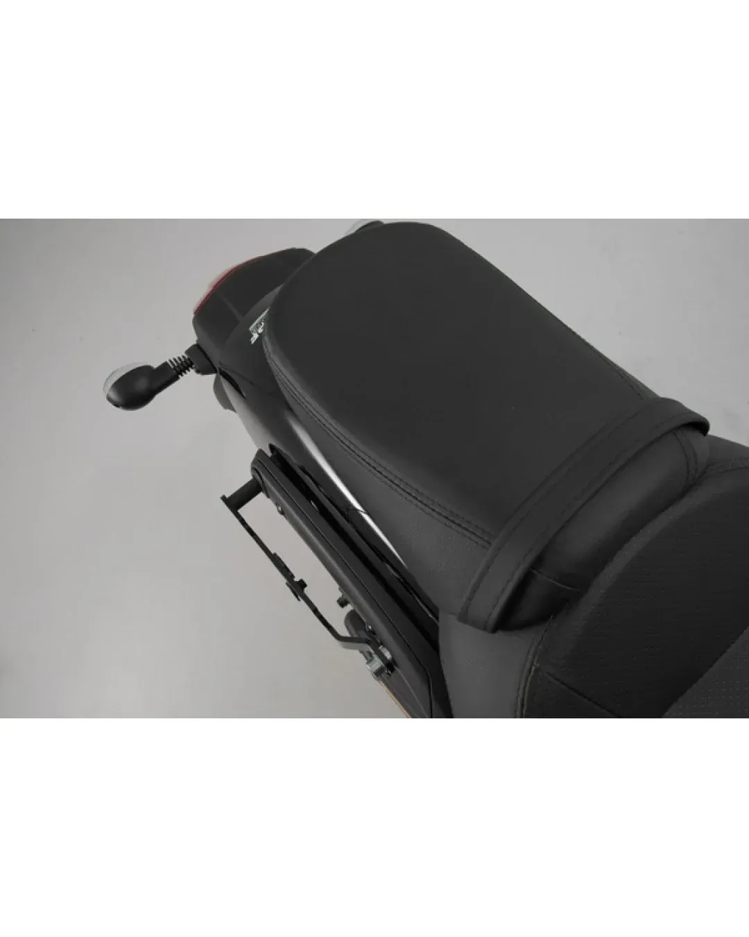 Стойка за куфар SW-MOTECH SLH SIDE CARRIER R EN 650 22