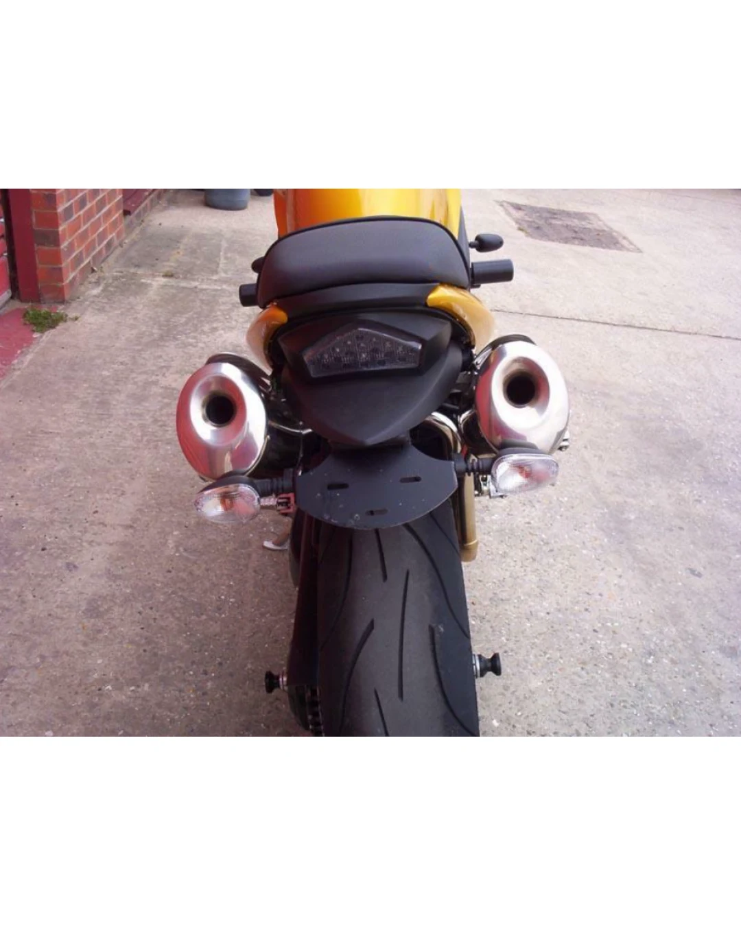 Стойка за номер R&G RACING Licence Plate Holder Triumph Speed Triple 1050 '05-07