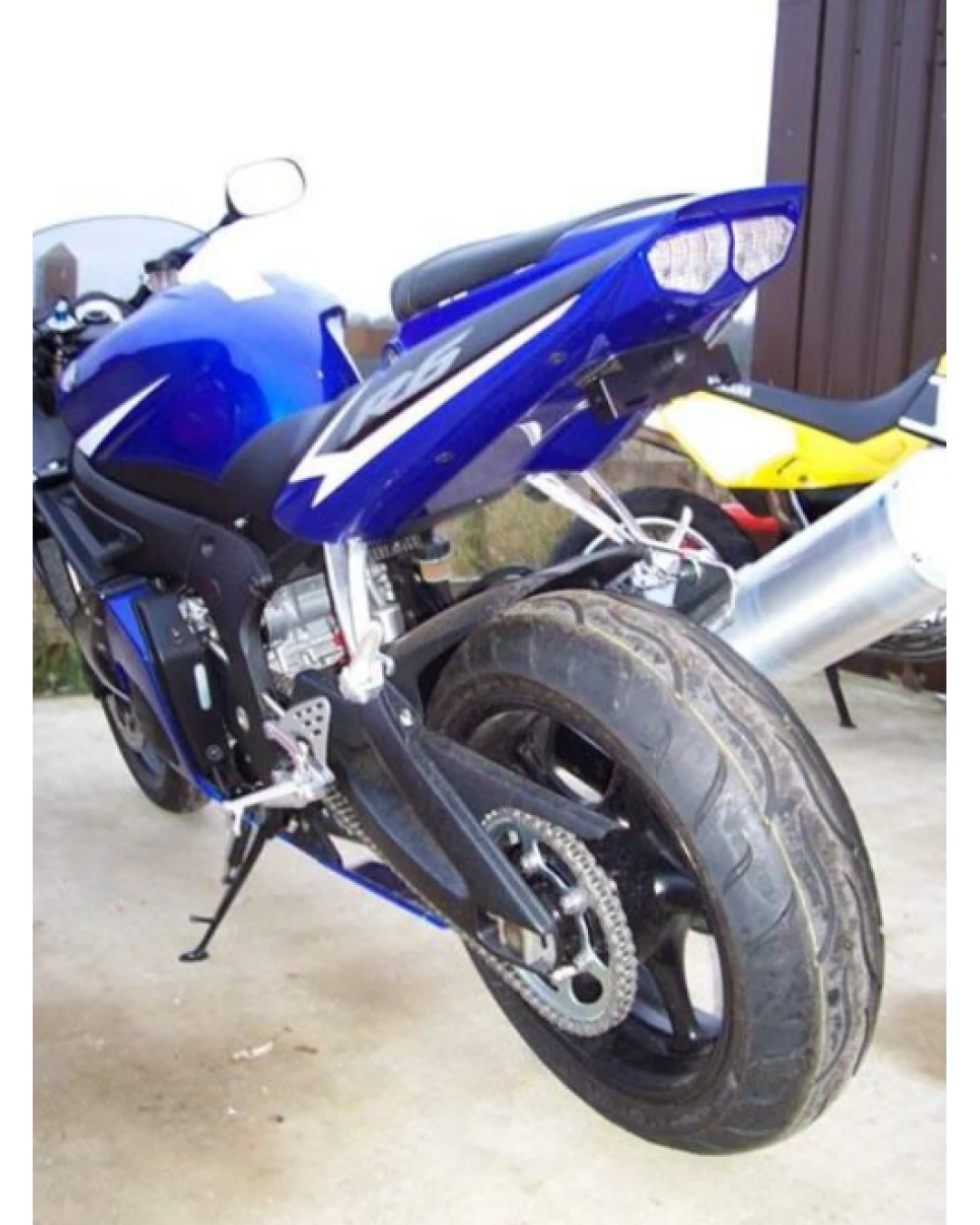 Стойка за номер R&G RACING Licence Plate Holder YZF-R6 03-05 / YZF-R1 02-03