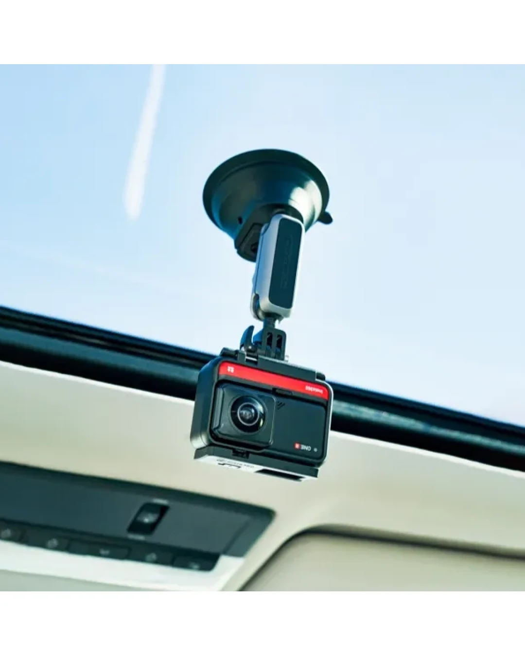 Стойка за закрепване на екшън камера Insta360 Suction Cup Car Mount