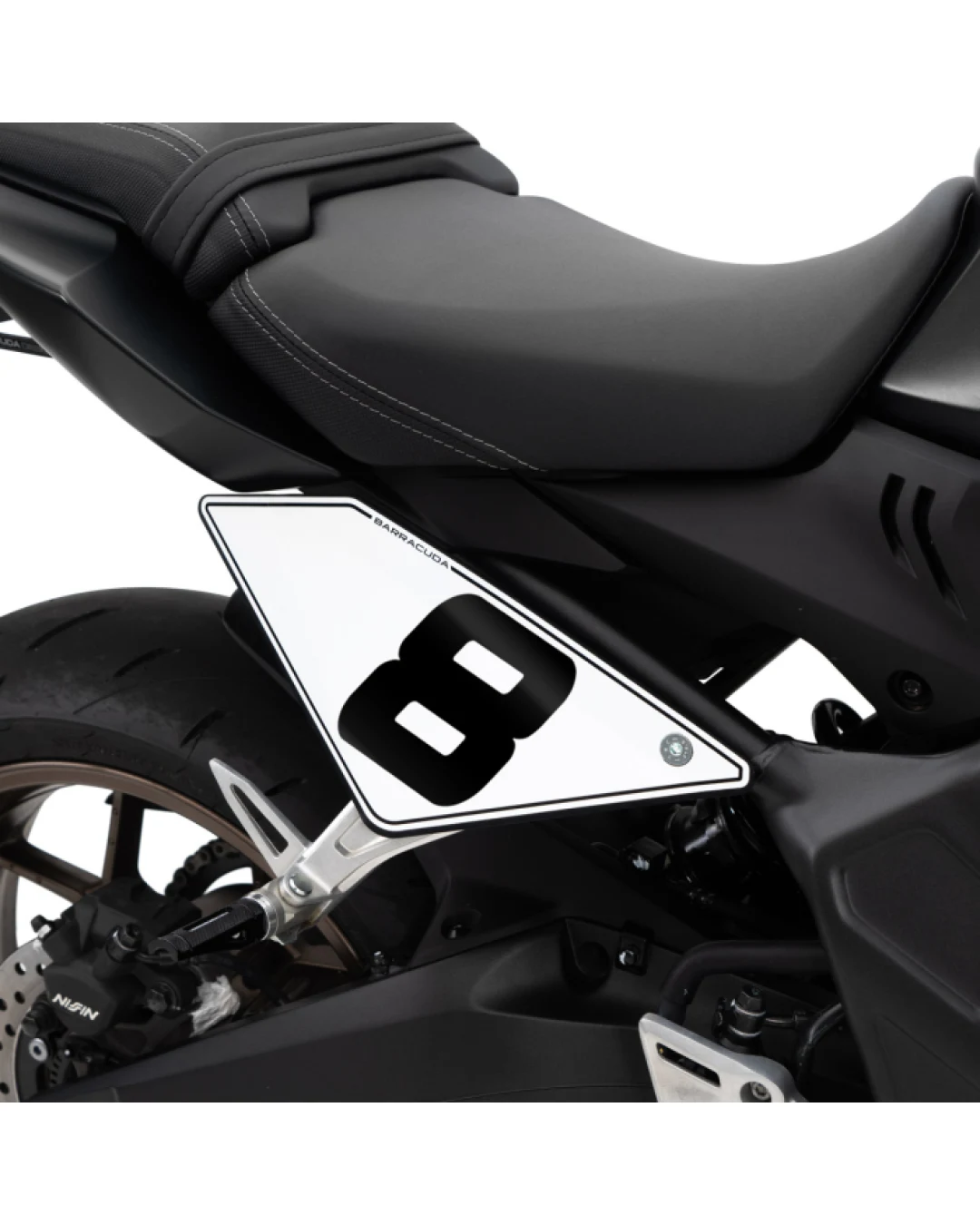 СТОЙКИ ЗА СЪСТЕЗАТЕЛЕН НОМЕР BARRACUDA HONDA CB 650 R(2024→)