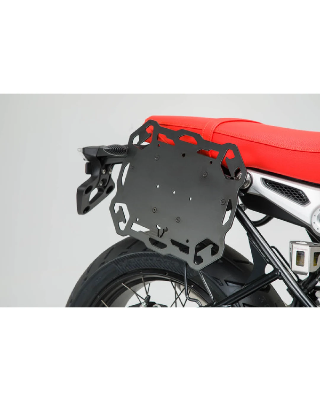 Странична стойка за куфар SW-MOTECH UNIVERSAL SIDE BRACKET R