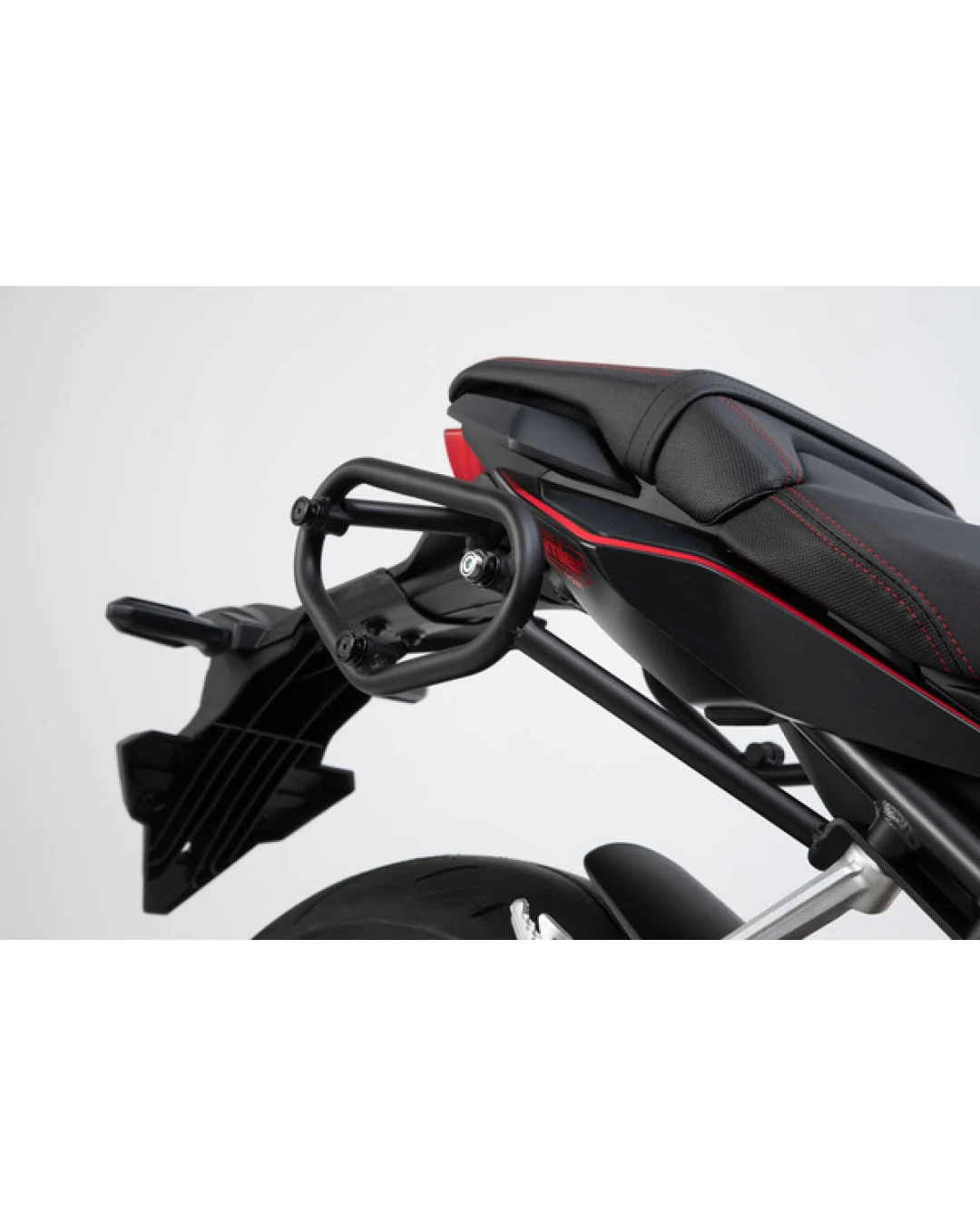 Странични стойки за куфар SW-MOTECH SLC CARRIER RIGHT CB 650 R