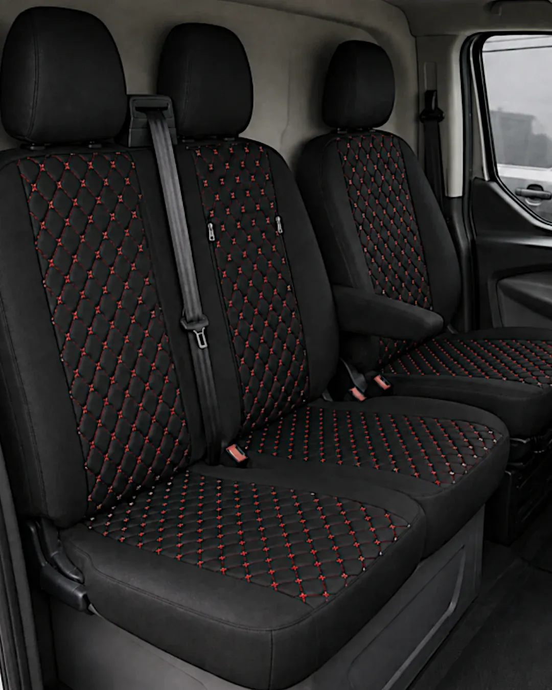 Комплект 2+1 Тапицерия за FORD TRANSIT CUSTOM 2009+ – Еко кожа, Черна с червен шев, 8 части