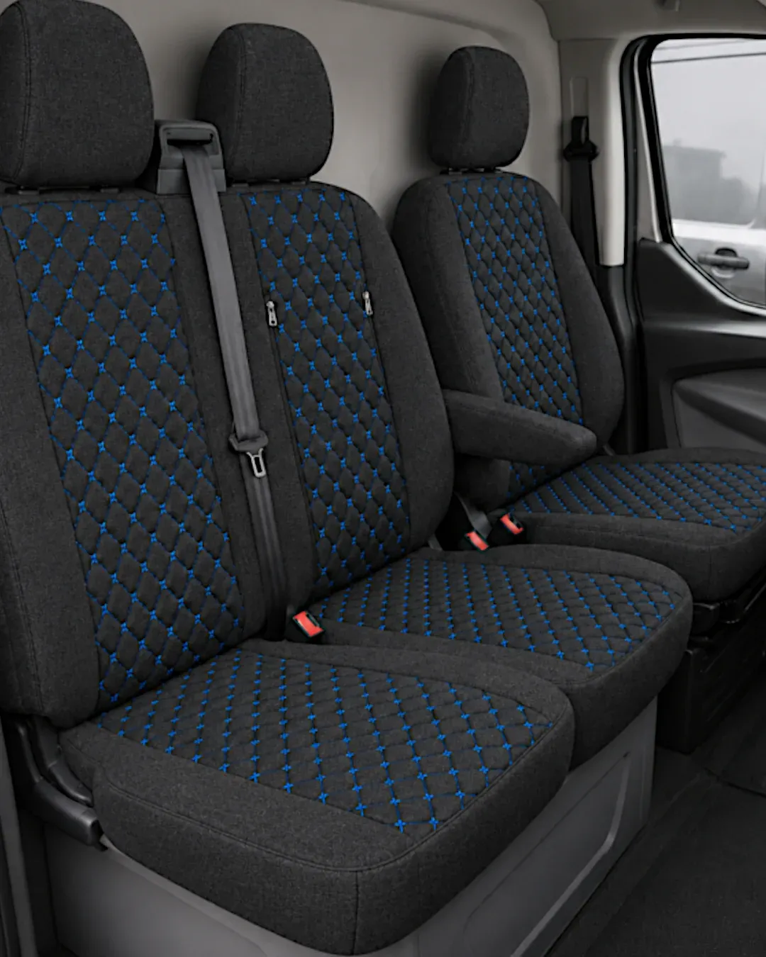 Тапицерия за Ford Transit Custom - Черно / Син шев - Текстил от 8 части (2012+)