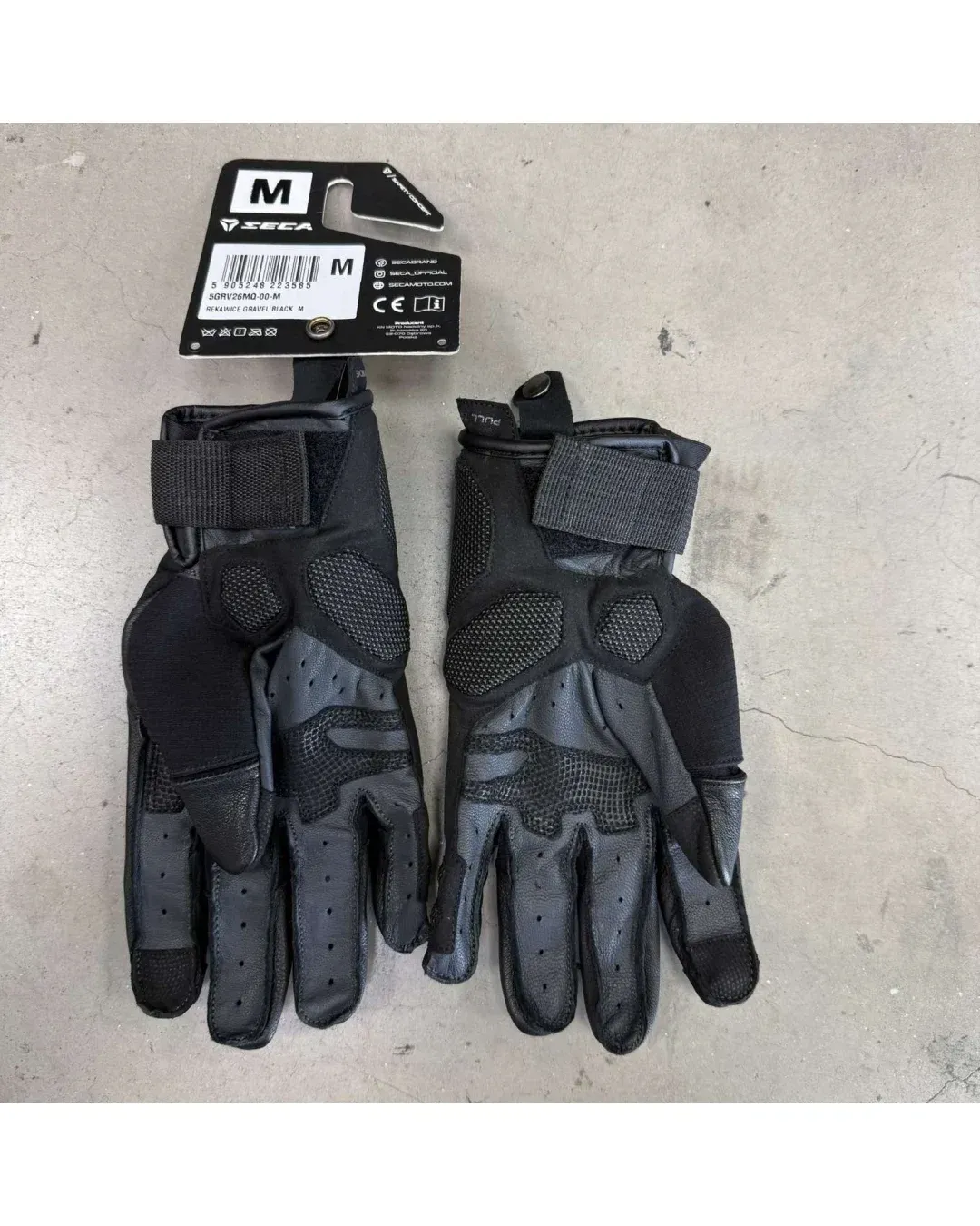 Текстилни ръкавици SECA GRAVEL BLACK ВЪРНАТА БРОЙКА