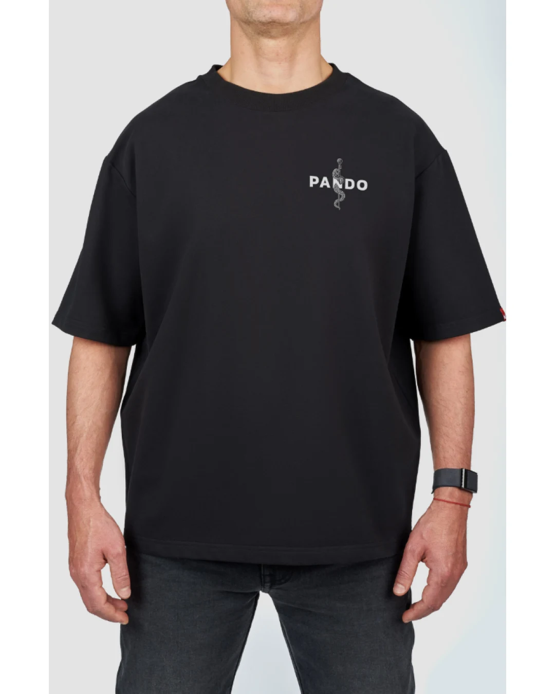Тениска PANDO MOTO LUKE PAIN BLACK – Oversized