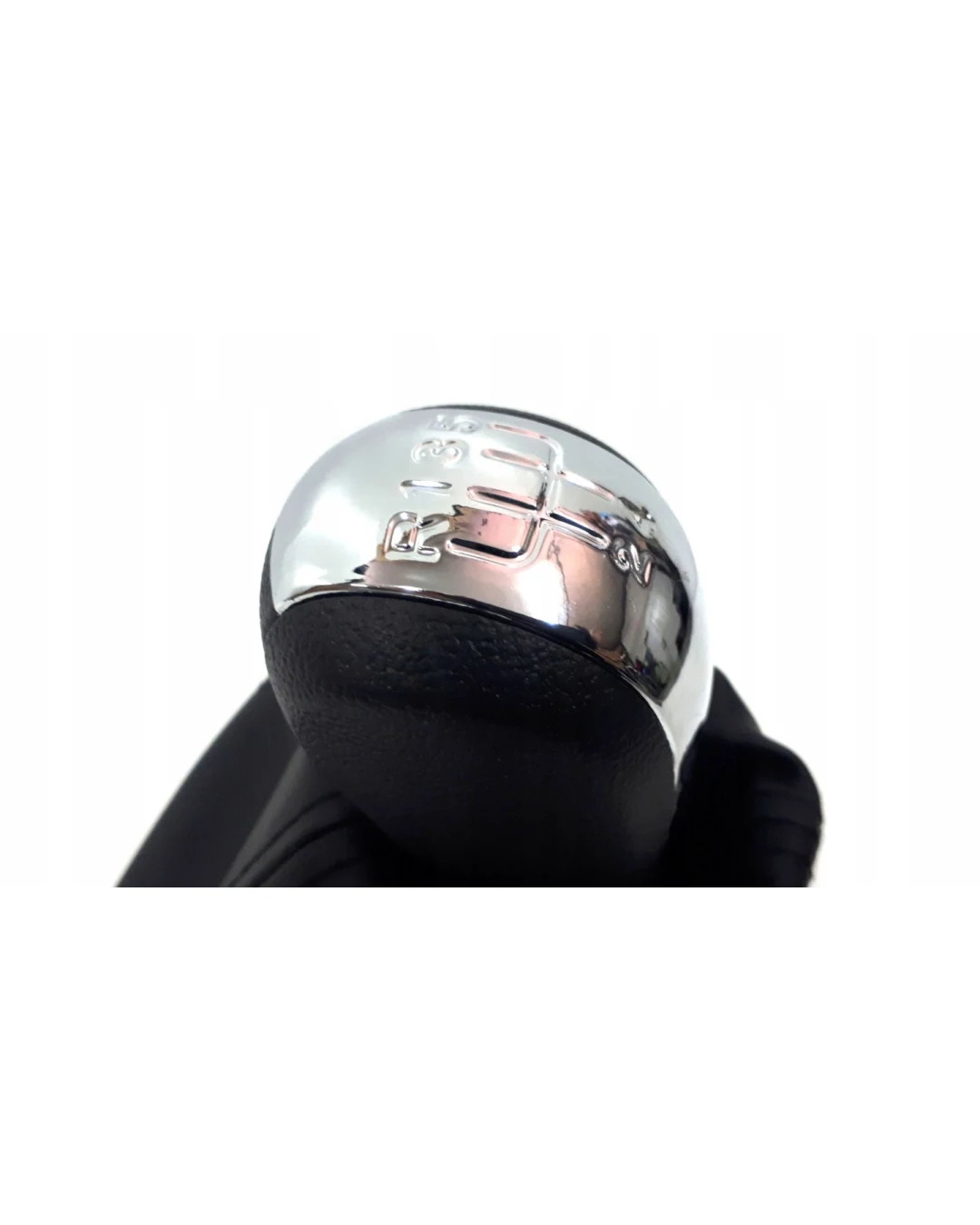 Топка Скоростен Лост с Маншон От Еко Кожа За Skoda Octivia II 5 Скорости ОЕМ 1ZD711113A