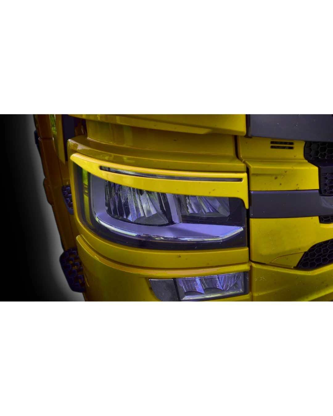 Висококачествени LED Вежди за Фарове Scania R/S 2017 + Тунинг Гъвкави Пластмасови